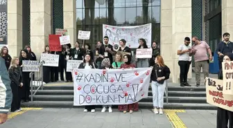 Kütahya'da Kadın ve Çocuk Cinayetlerine Tepki Yürüyüşü Düzenlendi