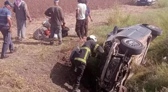 Hatay'da Şarampole Devrilen Otomobilde 4 Yaralı