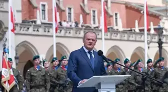 Polonya Başbakanı Tusk: Sığınma Hakkı Geçici Olarak Askıya Alınabilir