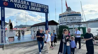 Amasra Limanı'na Rus Kruvaziyer Gemisi Demirledi