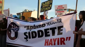 Keşan'da Kadınlar Şiddeti Protesto Etti