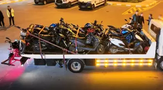 İstanbul'da Drift Atan 14 Motosiklet Sürücüsü Gözaltına Alındı