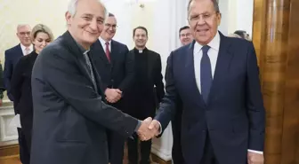 Lavrov ve Papa'nın Temsilcisi Zuppi, Ukrayna'daki Durumu Görüştü