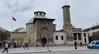 İnce Minareli Medrese'nin Restorasyonu Başladı