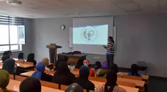 Düzce Kız Anadolu İmam Hatip Lisesi Öğrencileri Düzce Üniversitesini Ziyaret Etti