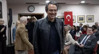 Kolombiyalı Yazar Juan Gabriel Vasquez, 'Kurmacanın Yeri' Konferansında