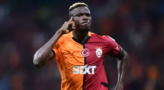 Victor Osimhen, Galatasaray'dan ayrılacağına dair iddialara son noktayı koydu