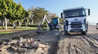 Anamur'da Rauf Denktaş Parkı Yenileniyor