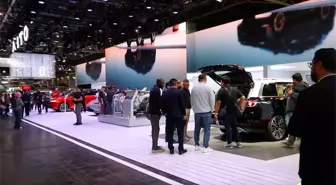 Paris Motor Show 2024: Otomobil Meraklıları Yeni Modellerle Buluştu