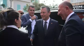 CHP Lideri Özgür Özel, Alanya'da Partililerle Buluştu