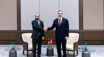 Hakan Fidan ve Ararat Mirzoyan İstanbul'da Görüştü