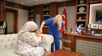 İlk Kadavradan Rahim Naklinden Sonra İkinci Bebeği Özlenen 2 Yaşında