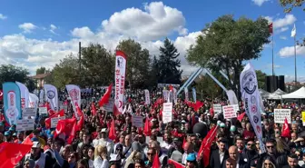 Aile Hekimleri, Sözleşme Yönetmeliği İçin Büyük Miting Düzenledi