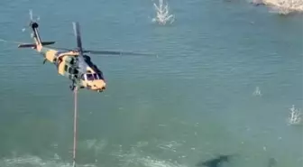 TSK, Dalaman'daki Orman Yangınına Helikopterlerle Müdahale Ediyor