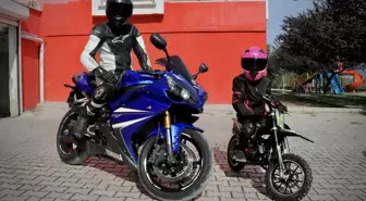 Baba-Oğul Motosiklet Yarışlarına Hazırlanıyor