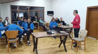 Pazaryeri Spor Kulübü'nde Amatör Futbol Sezonu İçin Bilgilendirme Semineri