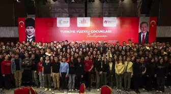 TBMM Başkanı Kurtulmuş'dan LGS Başarılı Öğrencilere Mesajlar