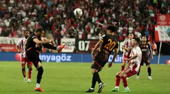 Antalyaspor - Galatasaray Maçında İlk Yarı Sonucu 1-0