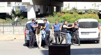 Antalya'da Polis Memuruna Silahlı Saldırı: İki Şüpheli Adliyeye Sevk Edildi