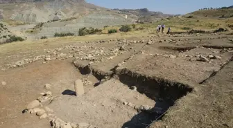 DOSYA HABER - Mardin'de 12 bin yıllık izlerin bulunduğu arkeolojik alan: Boncuklu Tarla