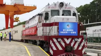 Çin-Avrupa Yük Treni 'Jinbo' Shanghai'ya Ulaştı