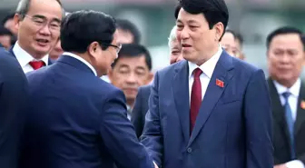 Vietnam'da General Luong Cuong Yeni Devlet Başkanı Seçildi