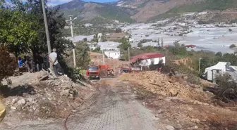 Mersin Bozyazı'da Zeytinlik Alanında Yangın