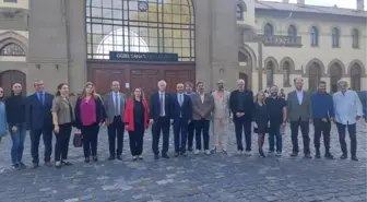 Trakya Üniversitesi'nde Metal Heykel, Madalyon ve Takı Sergisi Açıldı