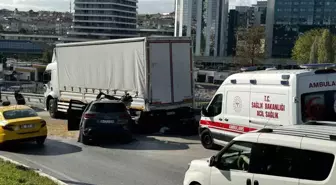 Zeytinburnu'nda Trafik Kazası: 1 Ölü, 1 Yaralı