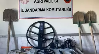 Ağrı'da Kaçak Kazı Yapan 11 Kişi Gözaltına Alındı