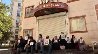 Diyarbakır Anneleri, CHP Genel Başkanı Özgür Özel'i Kınadı