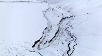 Doğu Karadeniz'de Kışın İlk Karı Yaylalarda Etkili Oldu