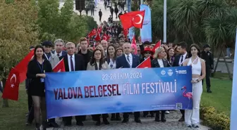 Yalova Film Festivali kortej yürüyüşüyle başladı