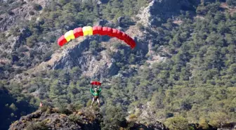 24. Uluslararası Ölüdeniz Hava Oyunları Festivali Renkli Görüntülere Sahne Oldu