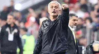 Jose Mourinho, İngiliz kanalında Fenerbahçe'nin şampiyon olamama nedeni açıkladı