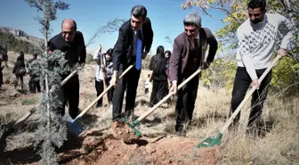 Malatya'da 29 Ekim İçin Fidan Dikimi Etkinliği