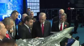 Cumhurbaşkanı Erdoğan, SAHA EXPO fuarında stantları ziyaret etti