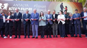 14. Antalya Kitap Fuarı'nda İlber Ortaylı'nın Açıklamaları