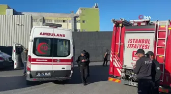 Arnavutköy'deki Geri Dönüşüm Tesisinde Yangın Çıktı