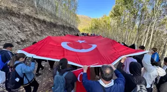 Hacılar'da Cumhuriyet Yürüyüşü Etkinliği Düzenlendi