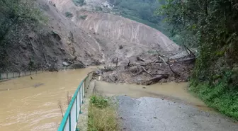 Rize'de Sağanak Sonrası Heyelanlarda Hasar Tespit Çalışmaları Devam Ediyor