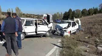 Kütahya'da Trafik Kazası: 4 Yaralı