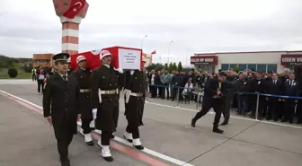 Şırnak'ta Pençe-Kaplan Operasyonu bölgesinde şehit olan askerin naaşı Samsun'a getirildi