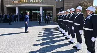 Cumhurbaşkanı Yardımcısı Cevdet Yılmaz, Şanlıurfa'da Valilik ve Balıklıgöl'ü Ziyaret Etti