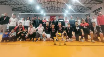 Cumhuriyet Kupası Voleybol Turnuvası Tamamlandı