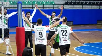 Denizlispor Cavidil Erkek Voleybol Takımı 3-0 Galip Geldi