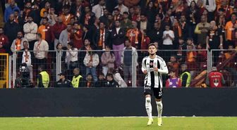 Beşiktaş, Galatasaray'a 2-1 Yenildi, Muçi İkinci Golünü Attı