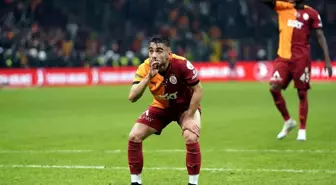 Yunus Akgün Beşiktaş Derbisinde Galatasaray Taraftarına 3'lü Çektirdi