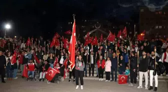 Siirt'te 29 Ekim Cumhuriyet Bayramı Fener Alayı Yürüyüşü Düzenlendi