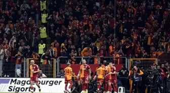 Galatasaray - Beşiktaş Derbisinde İlk Yarının Sonucu 1-0